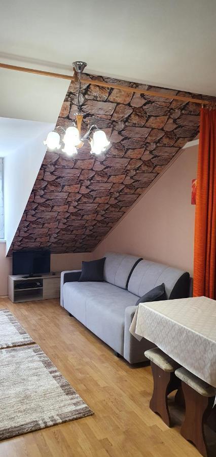 Venusz Apartman Cserkeszőlő 외부 사진