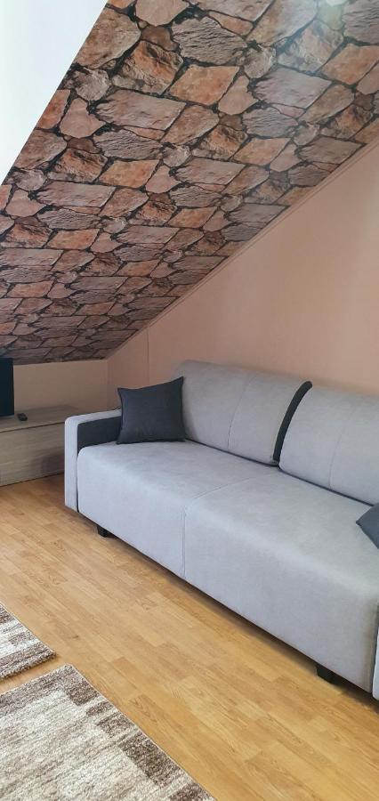 Venusz Apartman Cserkeszőlő 외부 사진